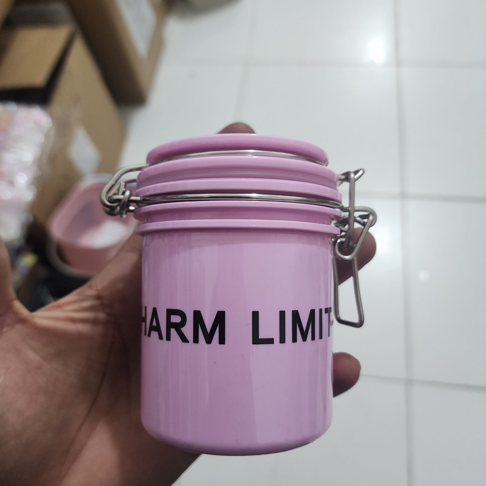 PORTAPEGAMENTO CHARM LIMIT ROSA