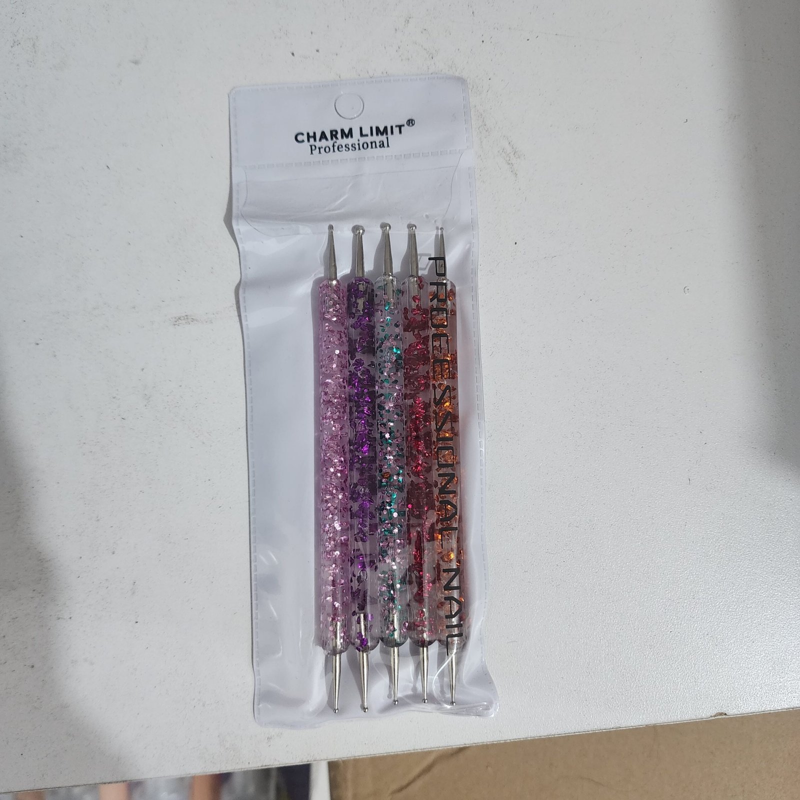 DOTTING GLITTER